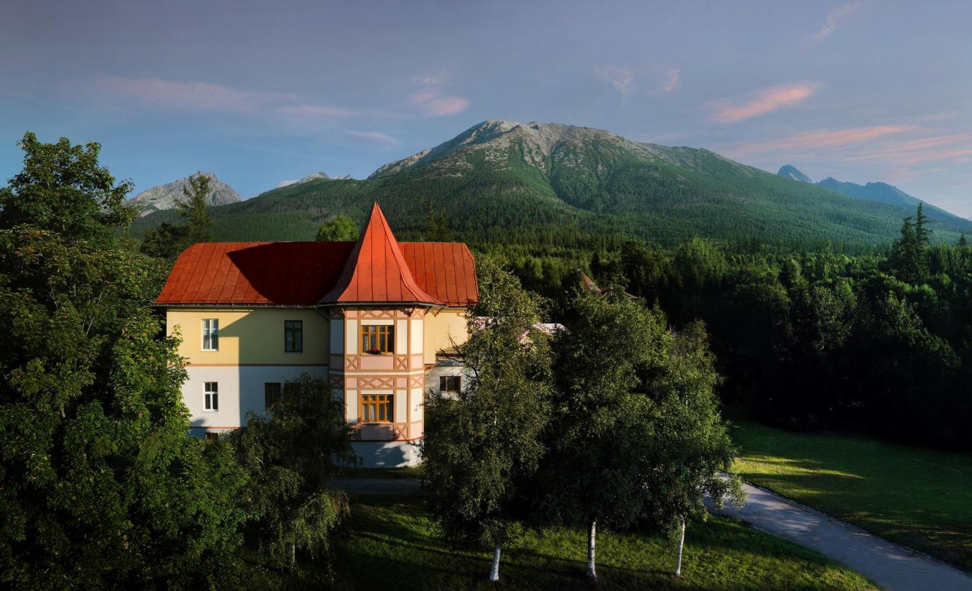 Apartmany Pavilon D - Budget, Classic, Family - Novy Smokovec - High Tatras Vysoke Tatry Bagian luar foto