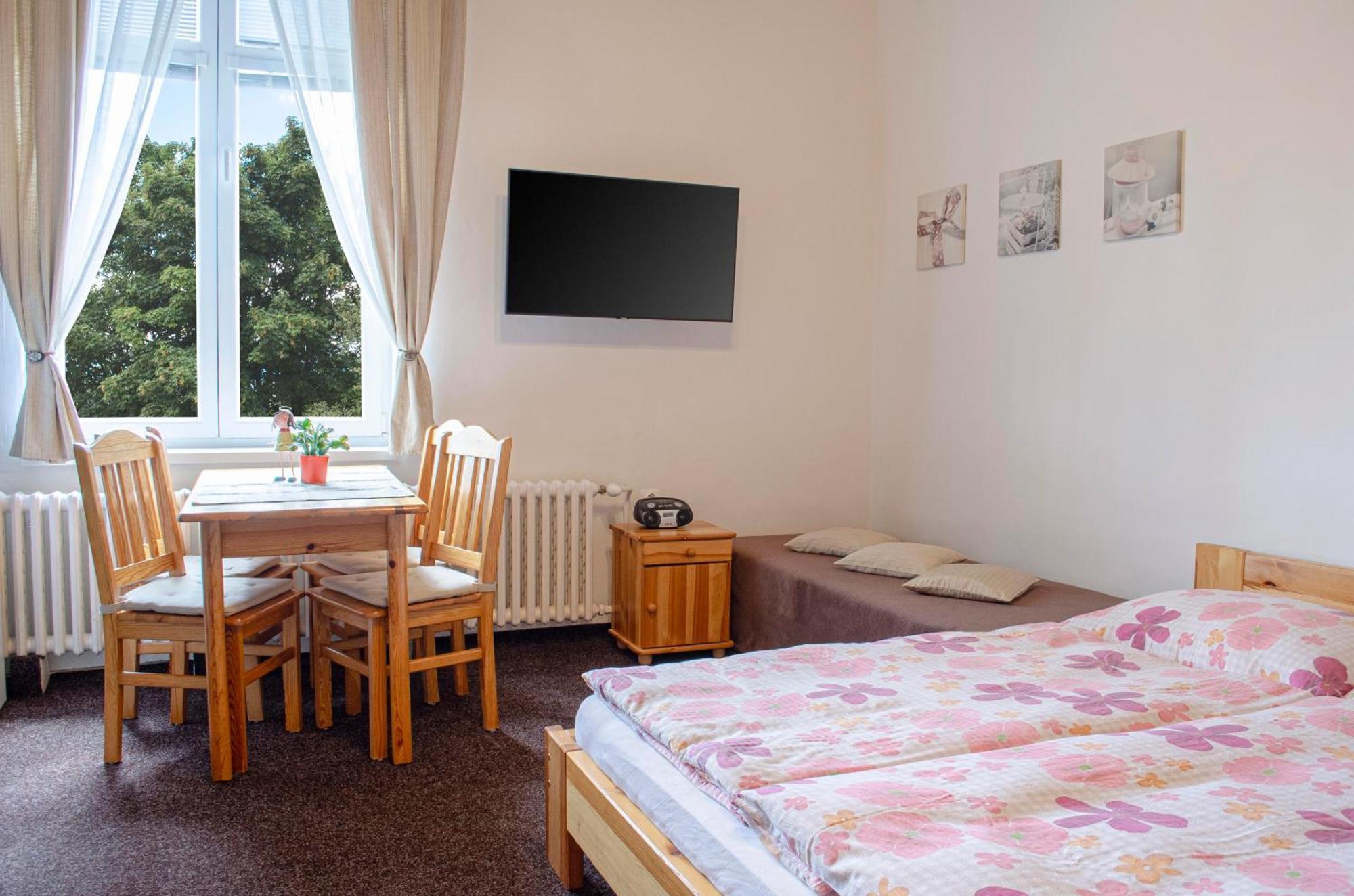 Apartmany Pavilon D - Budget, Classic, Family - Novy Smokovec - High Tatras Vysoke Tatry Bagian luar foto